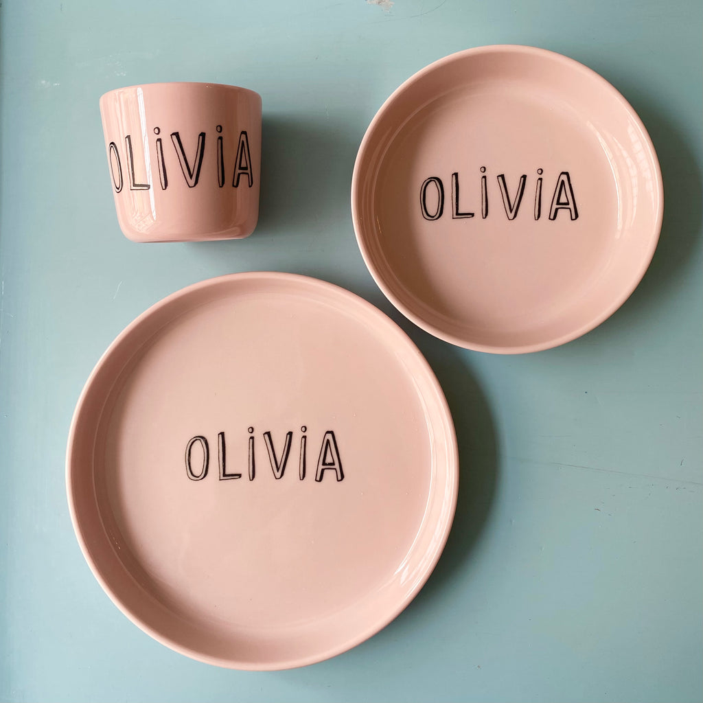 Plate with "Liebe" letters