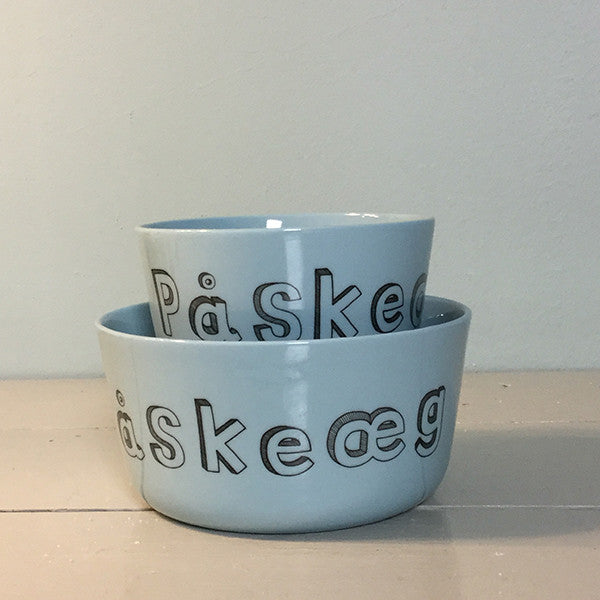 Lyesblå skåle til påskeæg fra Liebe